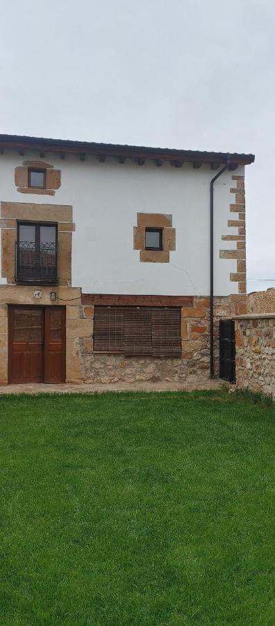 Вилла Casa Del Medio Fuentecantos Экстерьер фото